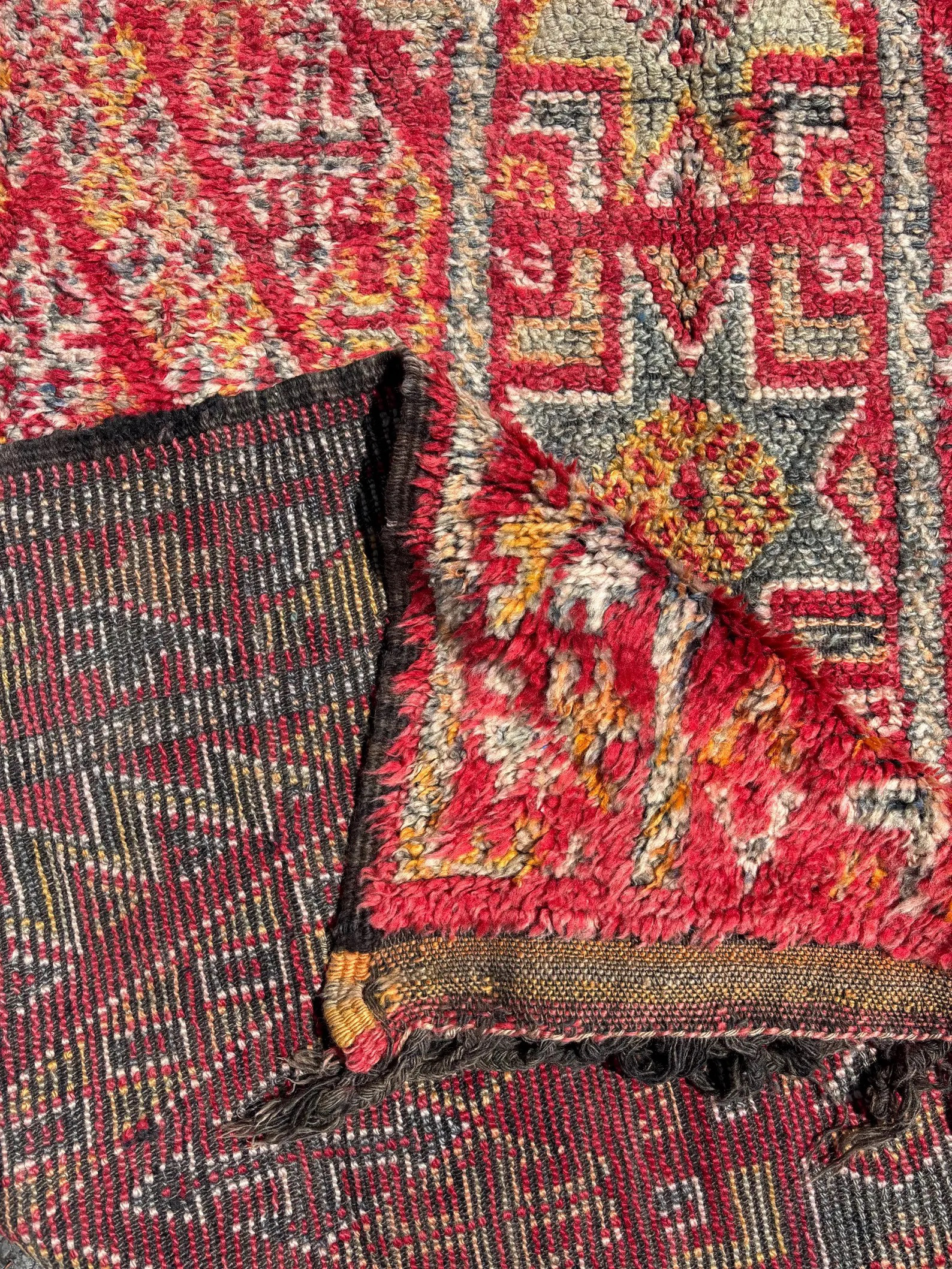 Unknown Artist : Vintage Beni Mguild Moroccan Rug, 1960s / 1970s - Image 7