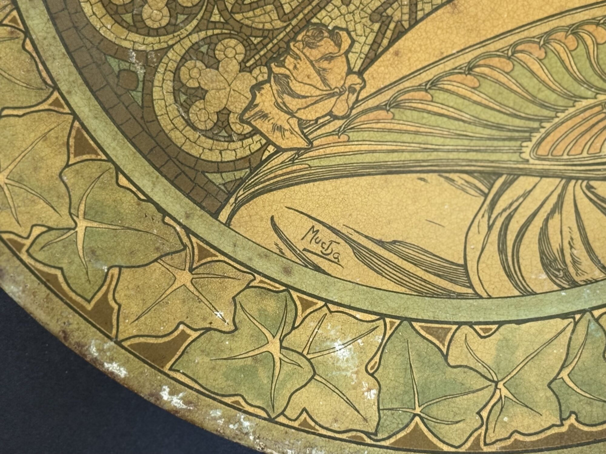 Alphonse Mucha : Ivy and Laurel, c. 1901 — pair of lithographed tinplate plates - Image 4