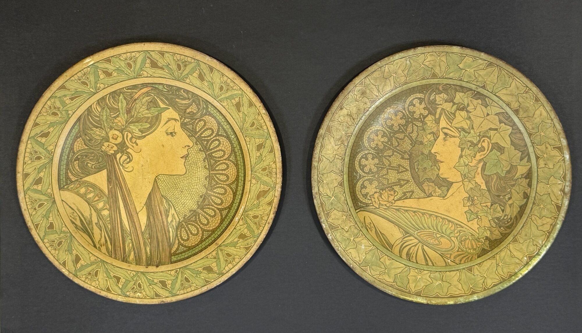 Alphonse Mucha : Ivy and Laurel, c. 1901 — pair of lithographed tinplate plates